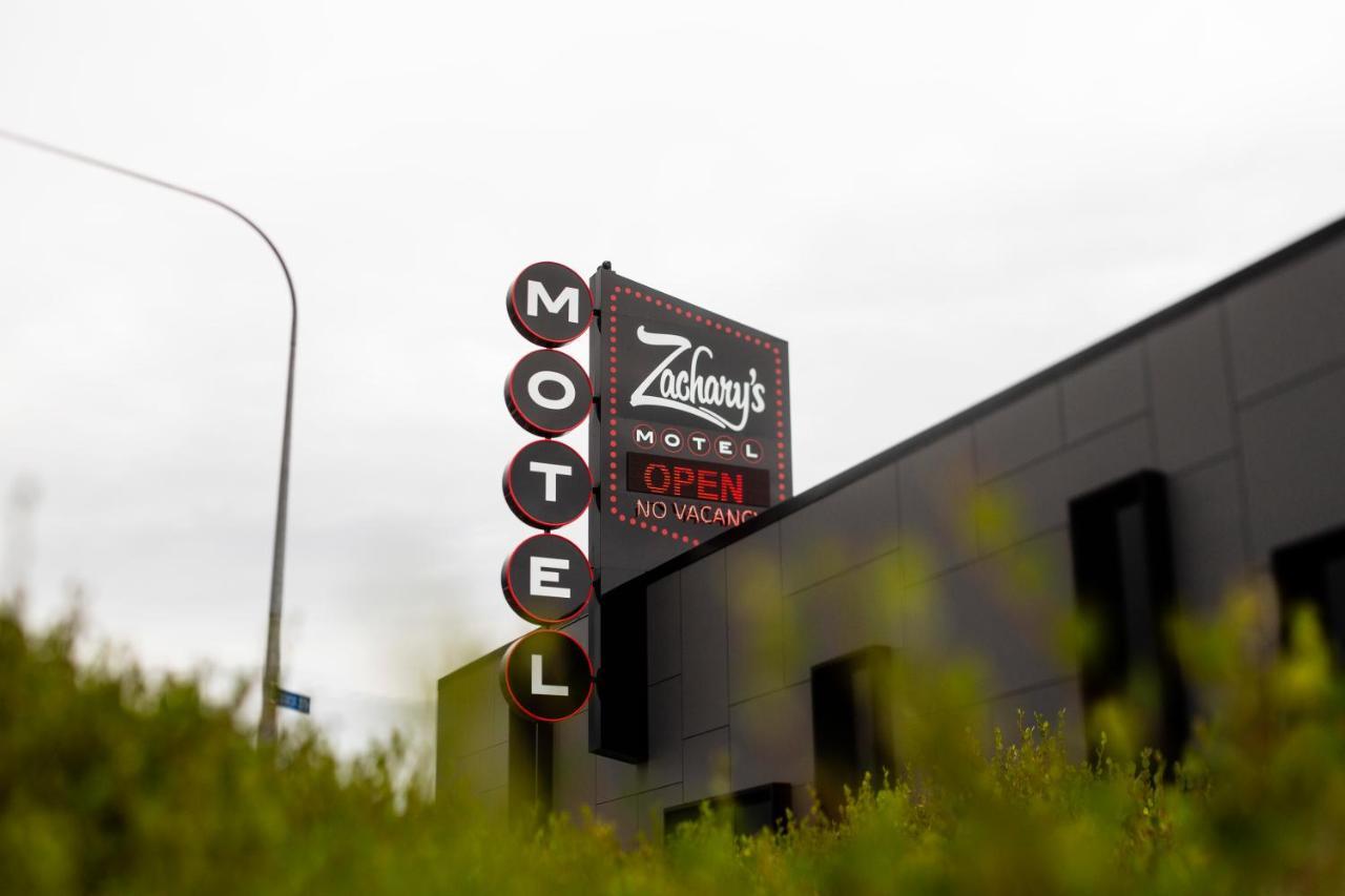 Zachary'S Motel Levin Exterior photo